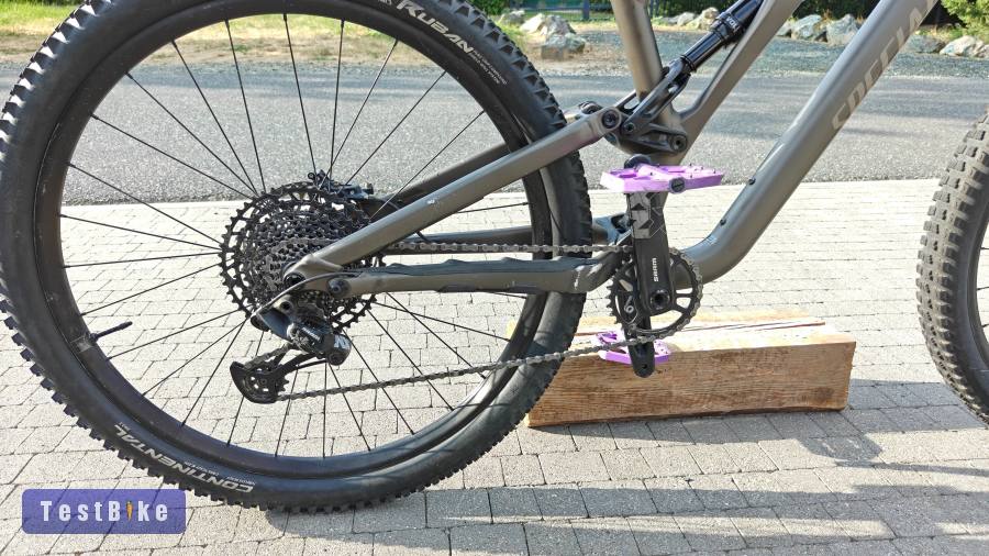 Enduro/ All mountain S4(L) Specialized stump jumper comp all