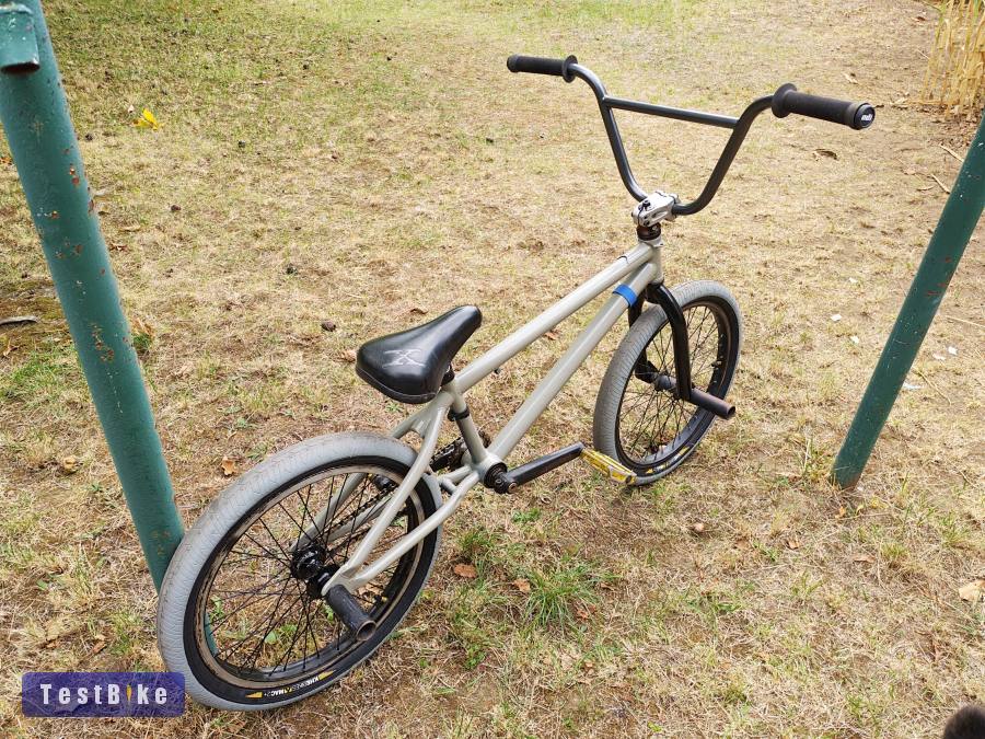 Épített Bmx 20"