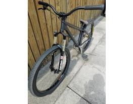 Épített Dirt mtb 