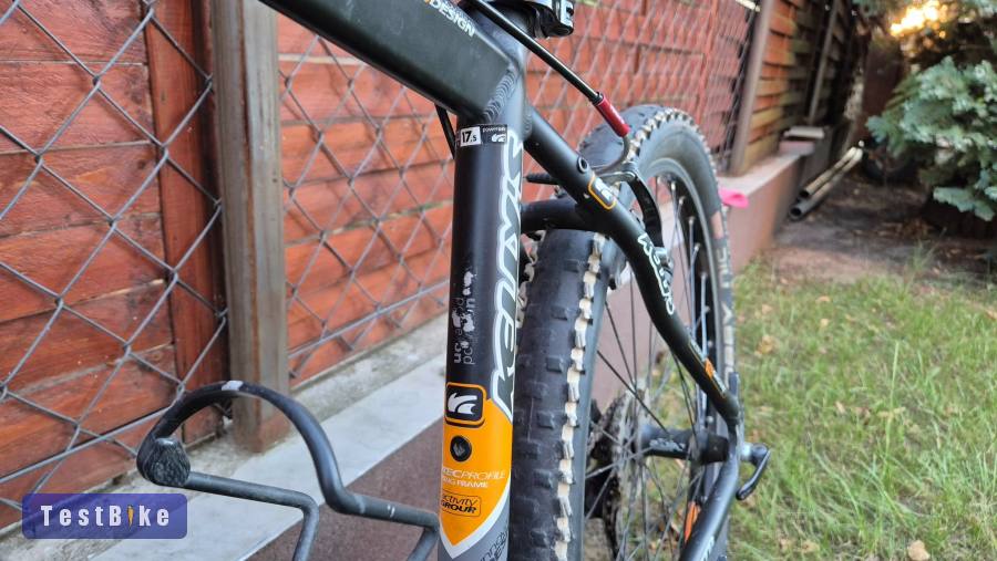 Épített Kellys Salamander MTB