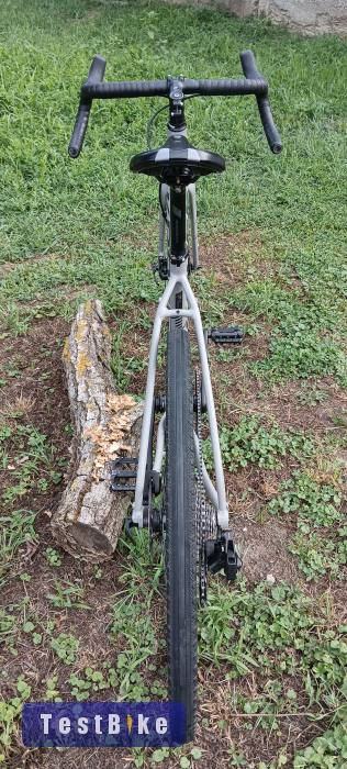 Épített SRAM Apex AXS Gravel Elektronikus váltással