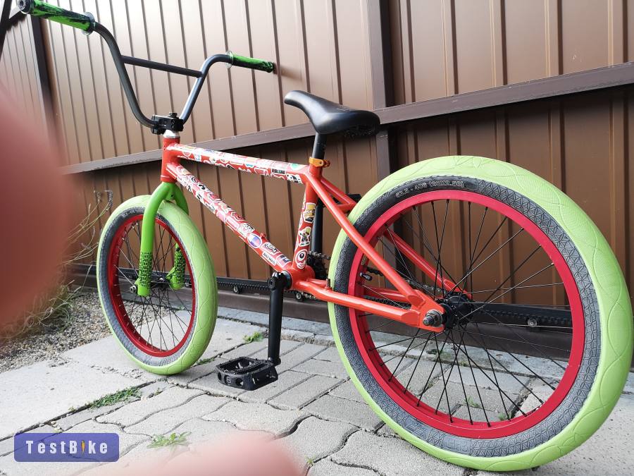 Épített street bmx 