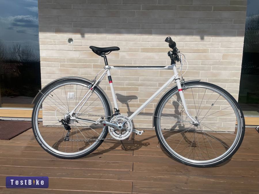 Épített városi kerékpár