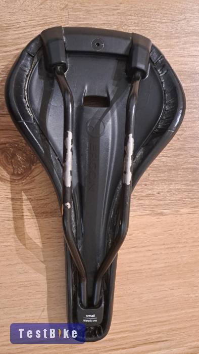 Ergon SM Comp Men nyereg