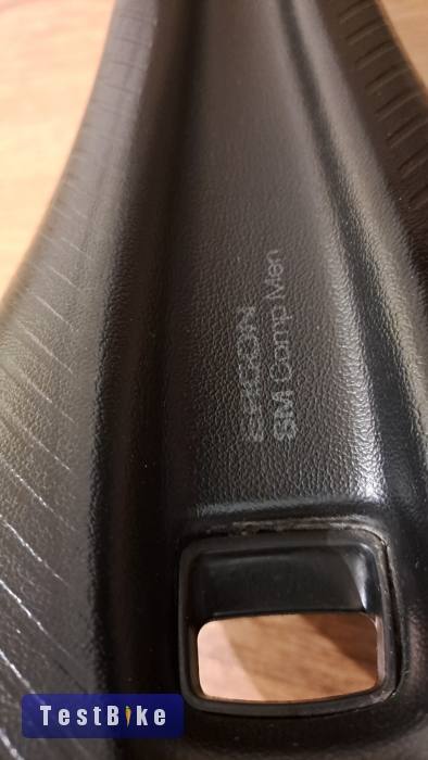 Ergon SM Comp Men nyereg