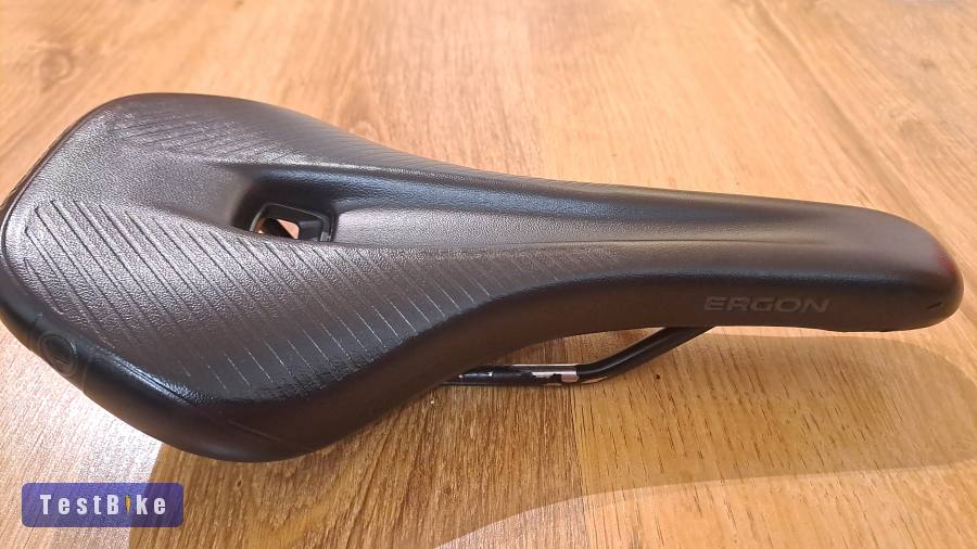 Ergon SM Comp Men nyereg