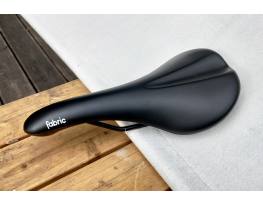 Fabric Scoop Radius Sport nyereg