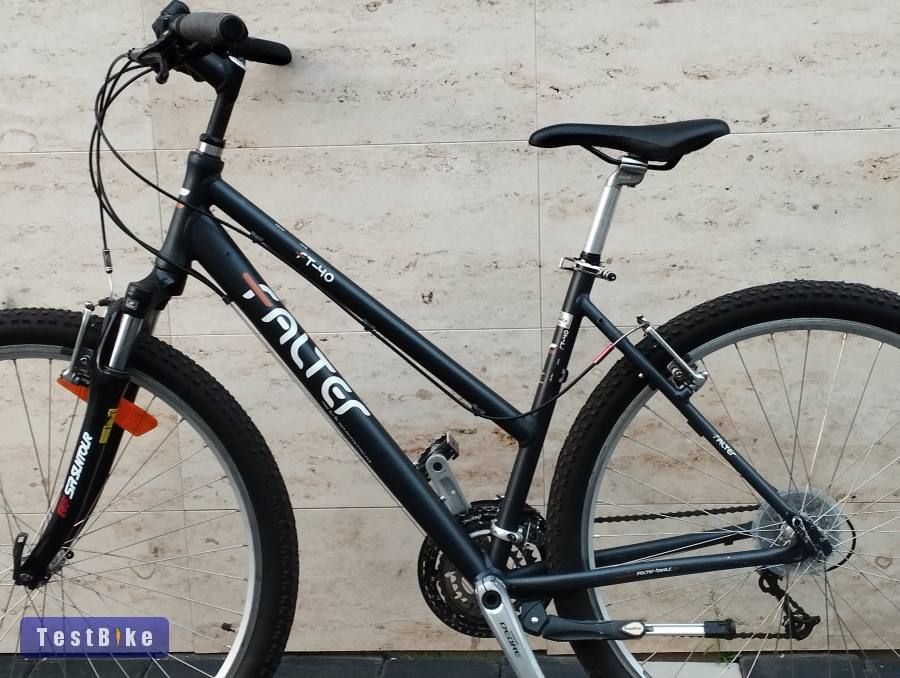 Falter Cross Trekking, Uniszex - Deore LX, Integált hajtómű.