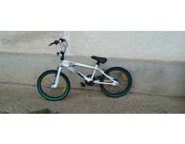 Fehér bmx 