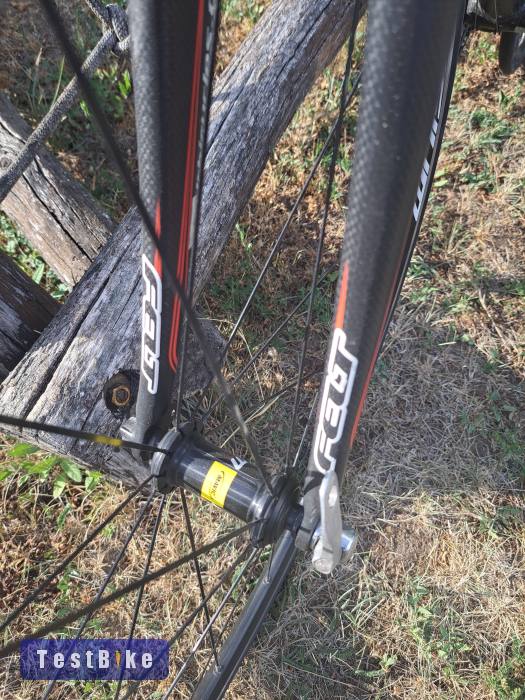 Felt f1x cyclocross kerékpár, mavic aksium kerekekkel