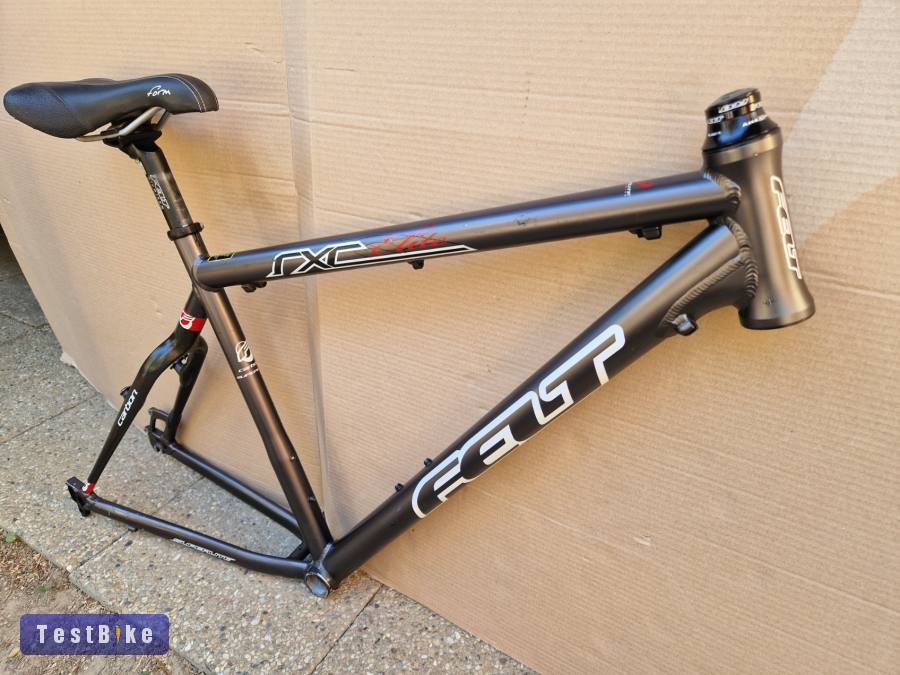 Felt RCX váz