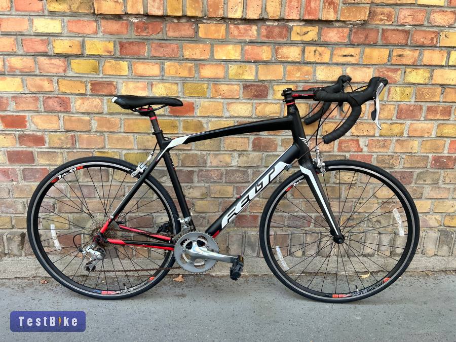 Felt Z85 országúti kerékpár 58 cm (187-197 cm)