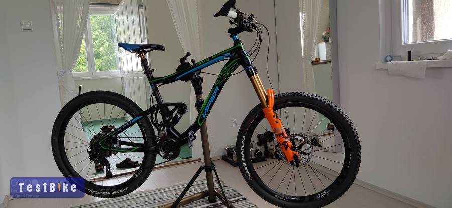 Fiery Viper L méret+ Fox Factory 38 stb 