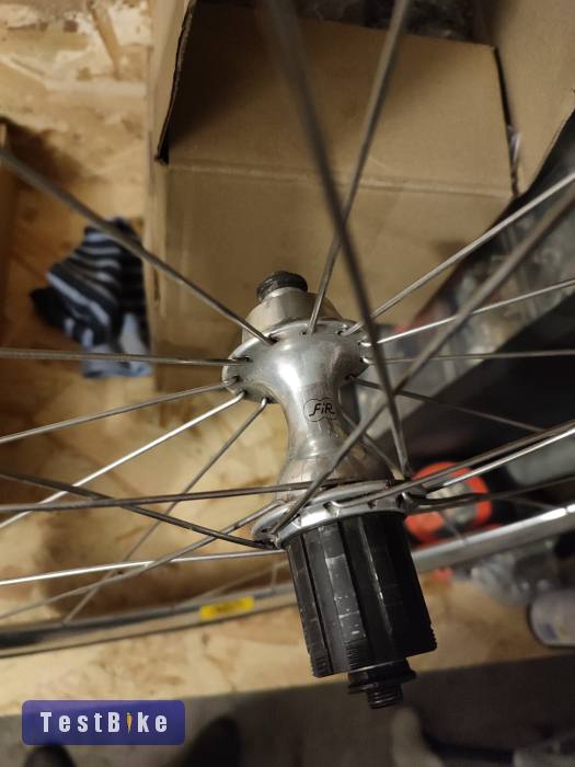 Fir Rialto országúti kerékszett 