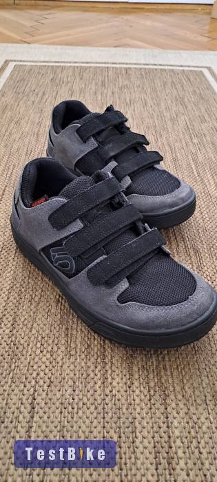 Five ten Freerider cipő taposópedálhoz, 38- as méretben 