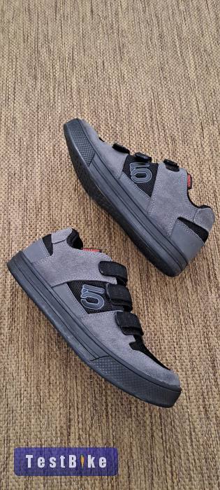 Five ten Freerider cipő taposópedálhoz, 38- as méretben 