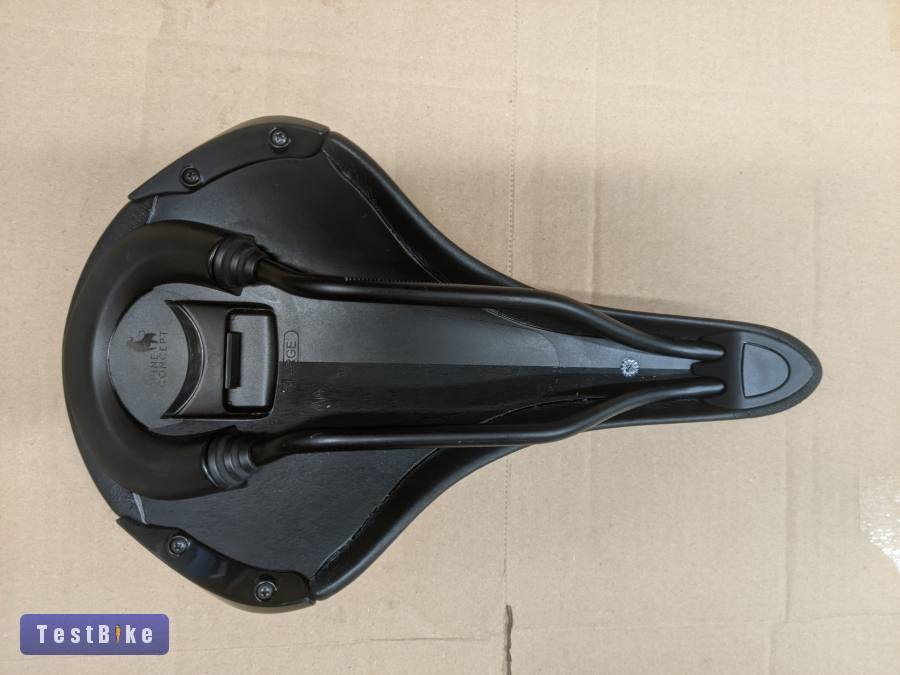 Nyereg újszerű Fizik Aliante 