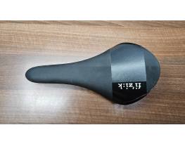 Fizik Aliante R5 S-alloy nyereg 