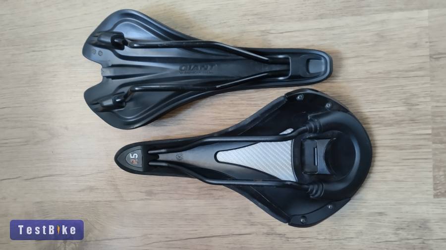 Fizik Arione R5 Giant Contact Racing országúti nyergek 