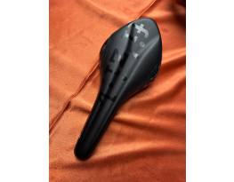 Fizik Arione Versus