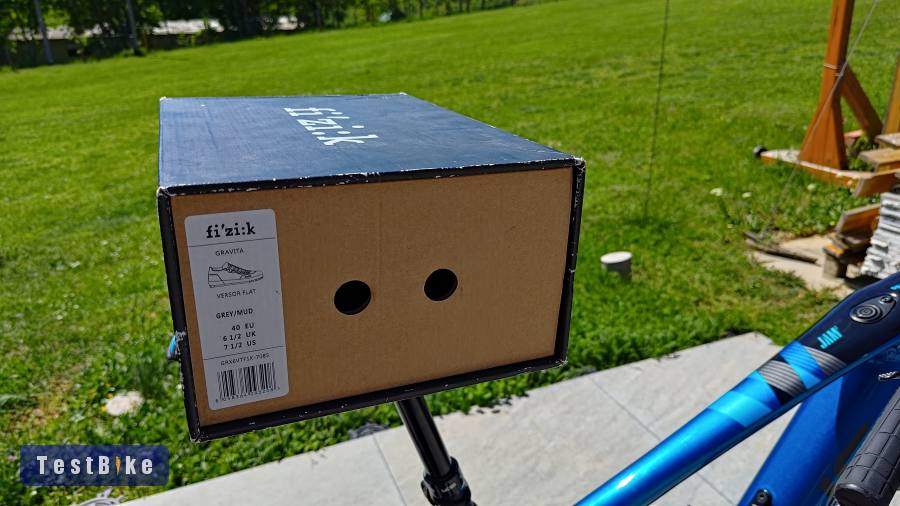 Fizik Gravita Versor Flat kerékpáros cipő 