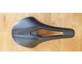 Fizik Tempo Argo R1 nyereg