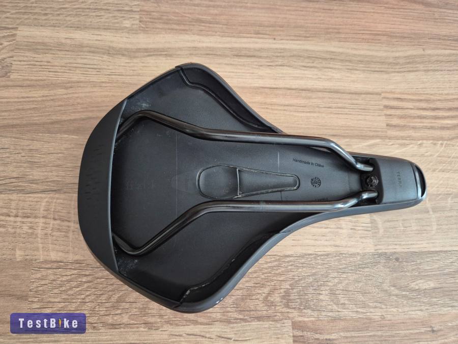 Fizik Terra Aidon x5 160mm Nyereg. 