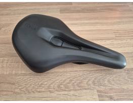 Fizik Terra Aidon x5 160mm Nyereg. 