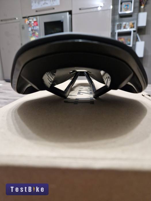 Fizik Vento Argo R1 140mm