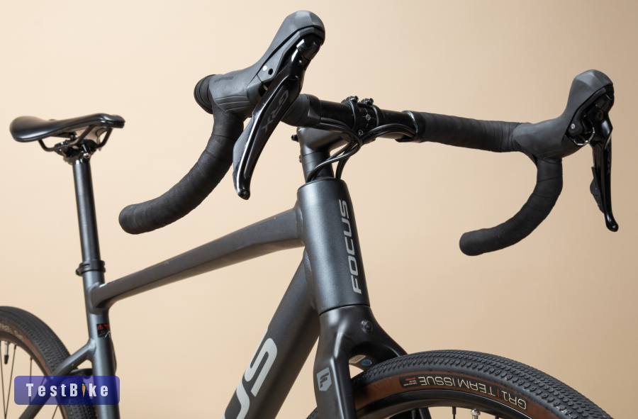 Focus Atlas 6.7 (M) alu-karbon gravel kerékpár