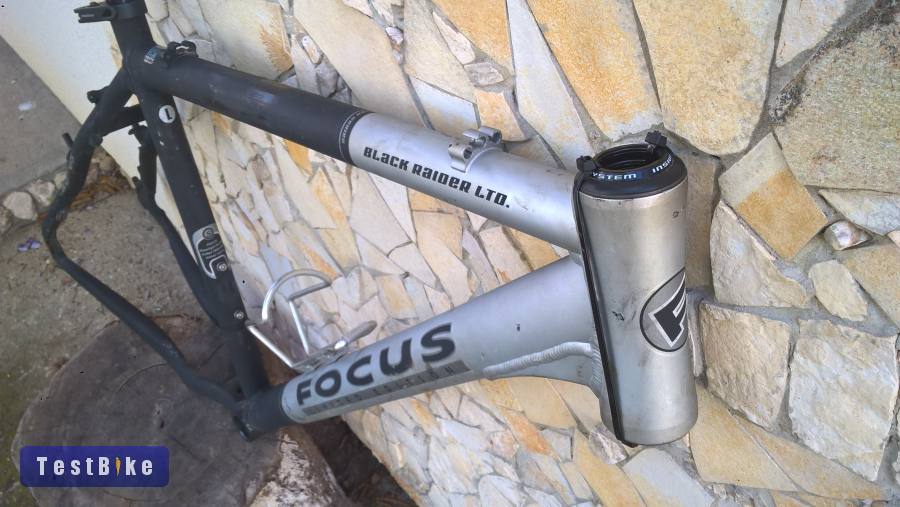 Focus Black Rider 26" alu váz