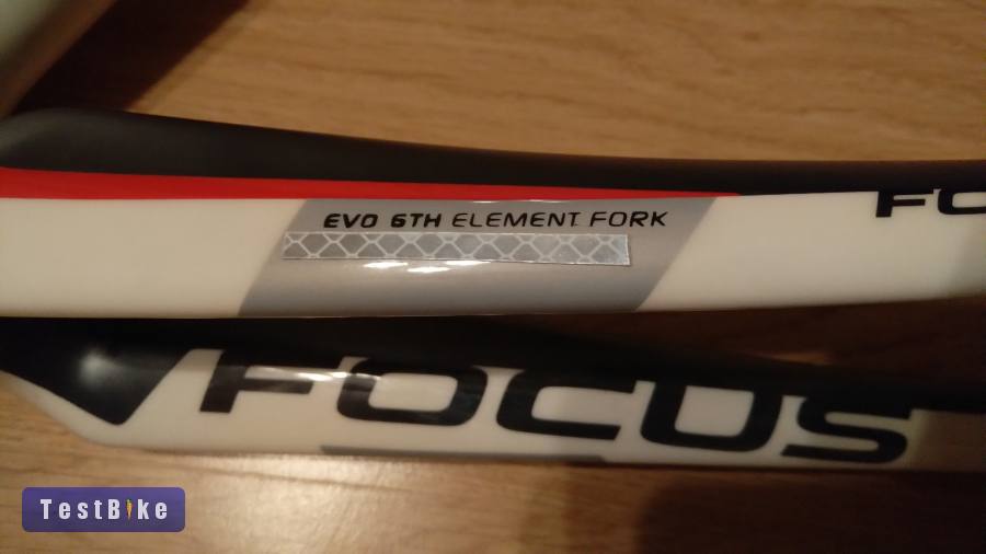 Focus Cayo Evo UD carbon UCI vázszett