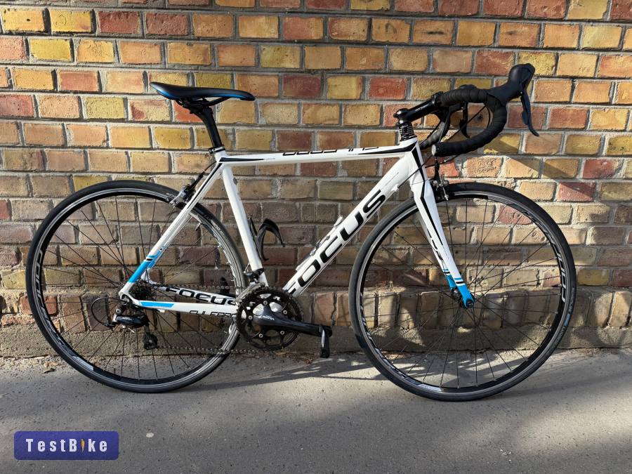 Focus Culebro országúti kerékpár 52 cm (157–168 cm)