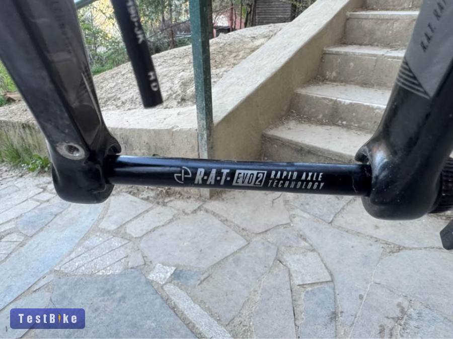 Focus isalco max fullcarbon (170cm alatt)