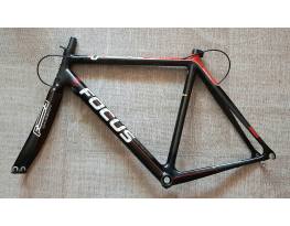 Focus Izalco karbon országúti vázszett. Szép állapotú! L-es 