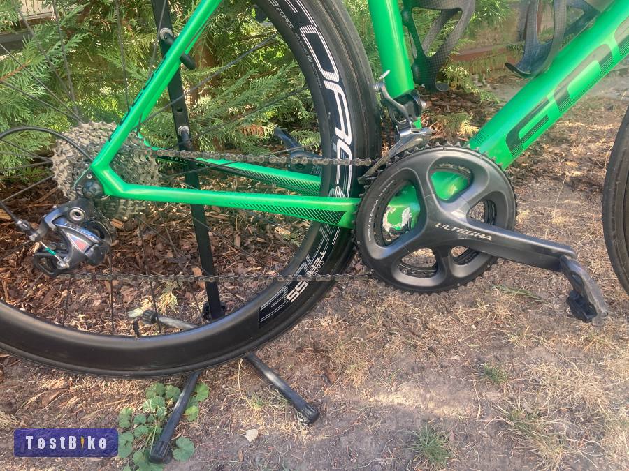 Focus Izalco Race M-es karbon országúti kerékpár