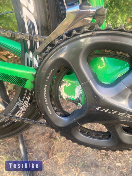 Focus Izalco Race M-es karbon országúti kerékpár