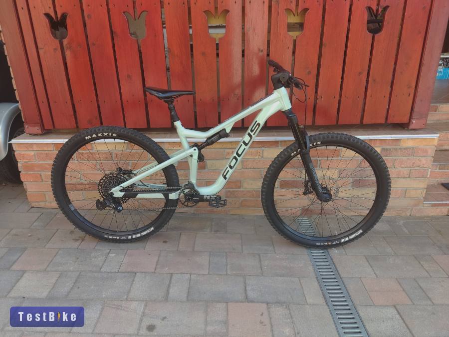 Focus Jam 6.8 enduro kerékpár