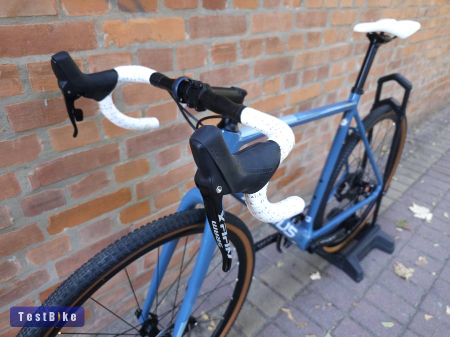 Focus Mares 9.8 Carbon Cyclocross Apex 1x11 L 8.6 kg FÉLÁRON