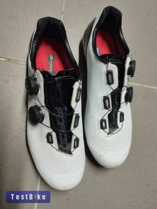 Force karbon talp+boa 43-as MTB cipő