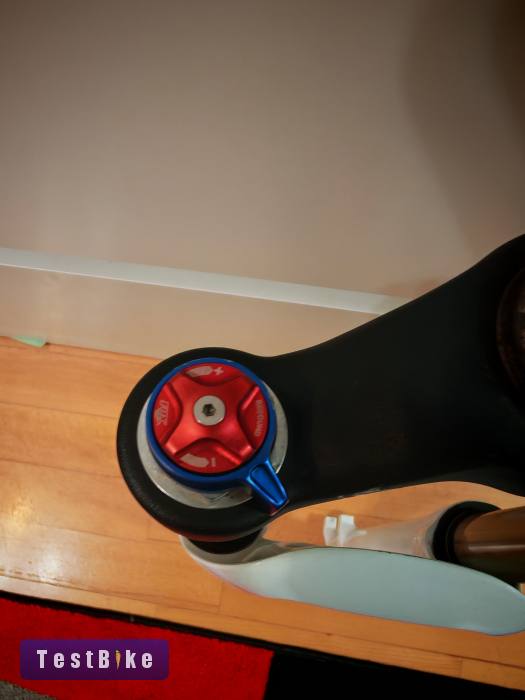 Fox 32 Alps 26-os teleszkóp 