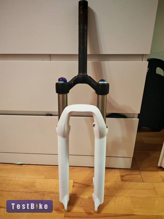 Fox 32 Alps 26-os teleszkóp 