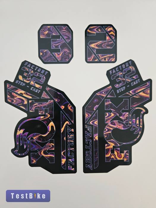 Fox 32 factory matricák