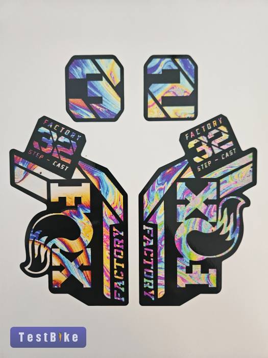 Fox 32 factory matricák