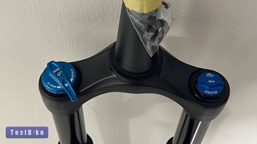 FOX 34 Float 29" 130mm Grip 15x110mm teleszkóp teljesen új!