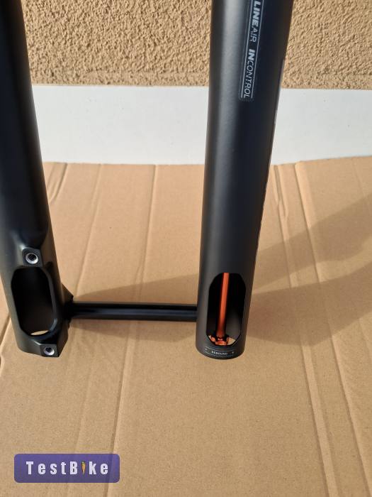 FOX 34 Kashima Grip SL Race Day SID DT Swiss f232 110mm 100