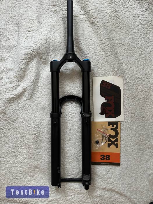 Fox 38 Performance Grip 29er 180mm 2026 új teleszkóp
