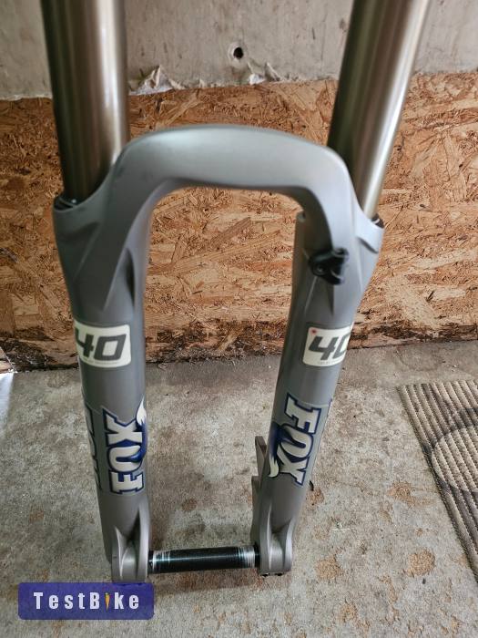 Fox 40 RC2 +Hope felső vállal eladó