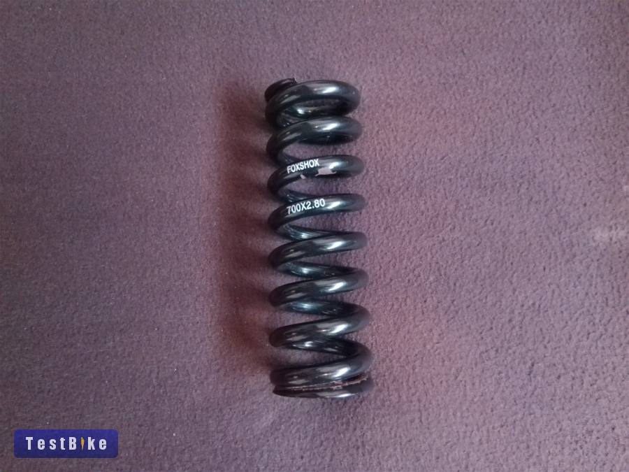 Fox 700x2.80-as rugót cserélnék