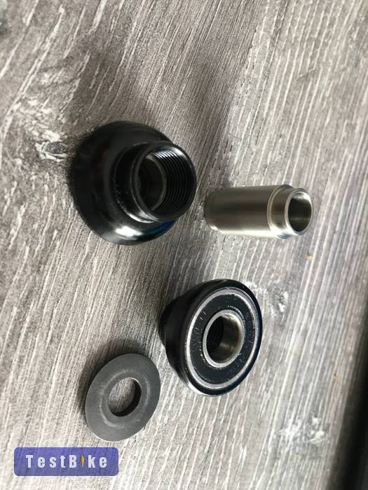 Fox csapágyas bushing_persely 2pár